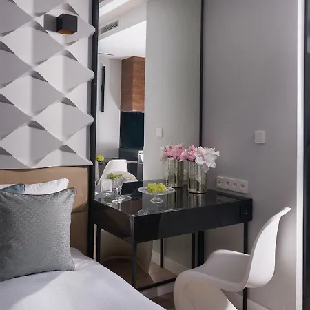 My Story Aparthotel 3*