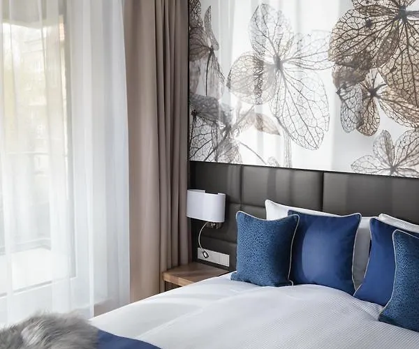 Apartmanhotel My Story 3*